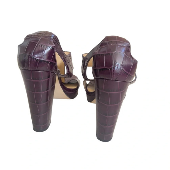 Michael Kors Berkley Leather Open Toe T-strap - Picture 3 of 10